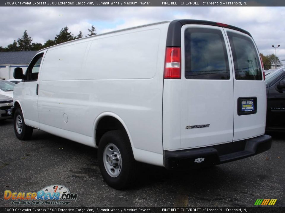 2009 Chevrolet Express 2500 Extended Cargo Van Summit White / Medium Pewter Photo #6