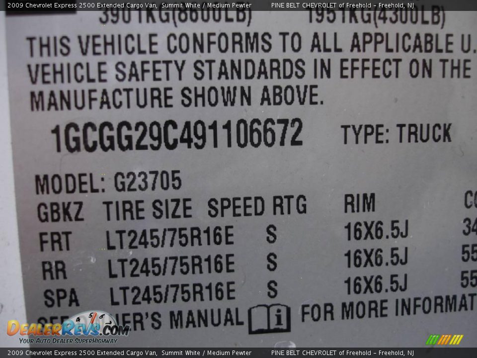 2009 Chevrolet Express 2500 Extended Cargo Van Summit White / Medium Pewter Photo #14