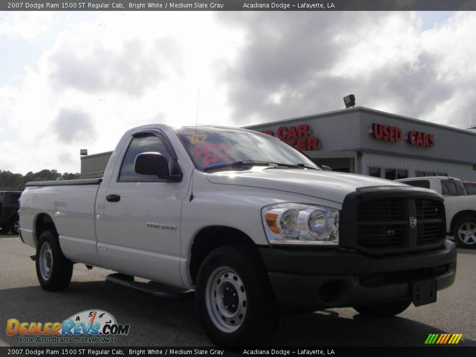 2007 Dodge Ram 1500 ST Regular Cab Bright White / Medium Slate Gray Photo #1