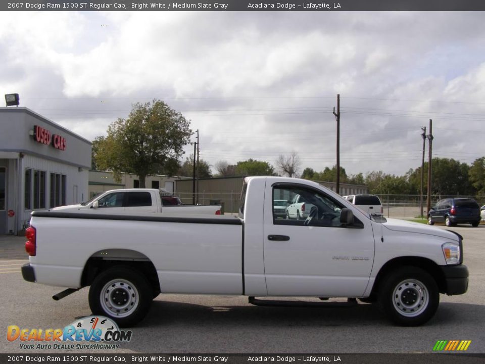 2007 Dodge Ram 1500 ST Regular Cab Bright White / Medium Slate Gray Photo #2