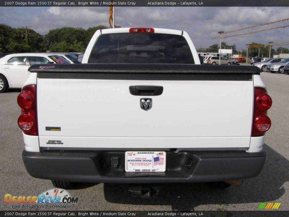 2007 Dodge Ram 1500 ST Regular Cab Bright White / Medium Slate Gray Photo #4