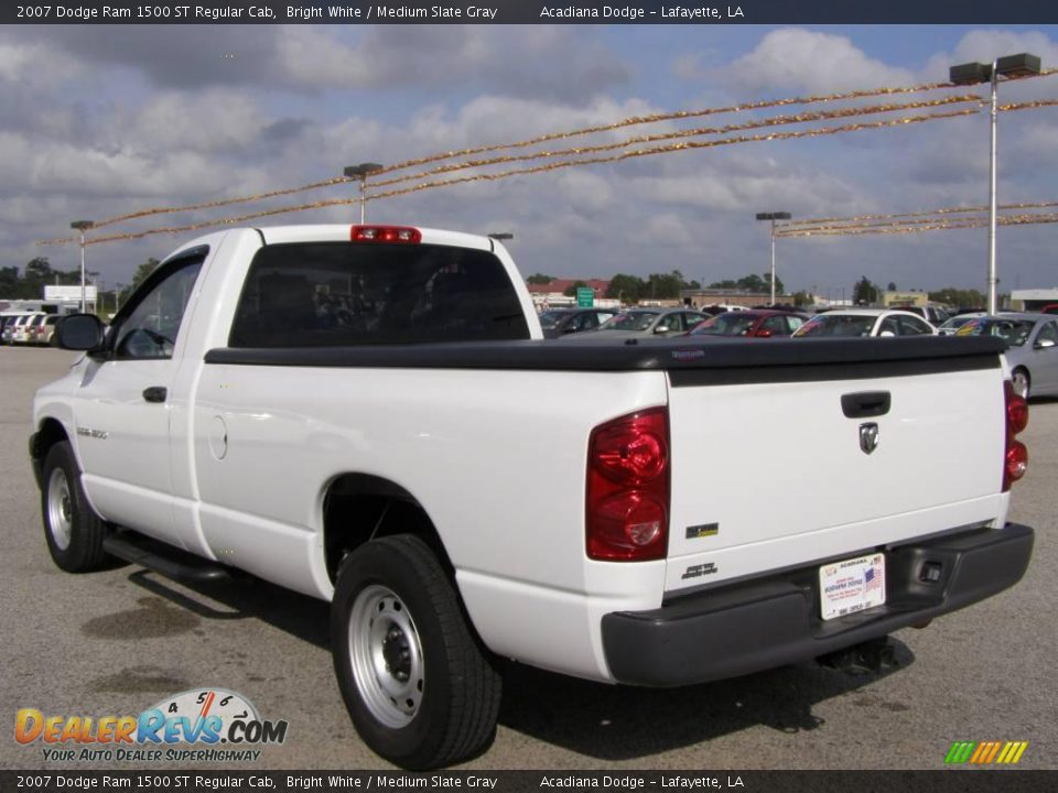 2007 Dodge Ram 1500 ST Regular Cab Bright White / Medium Slate Gray Photo #5