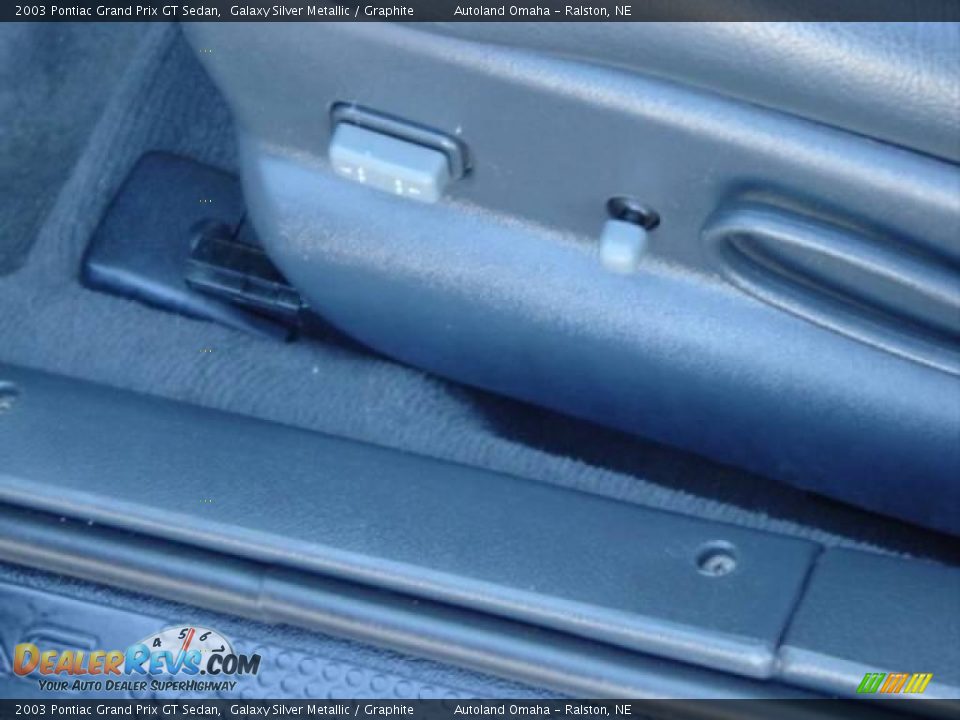 2003 Pontiac Grand Prix GT Sedan Galaxy Silver Metallic / Graphite Photo #14