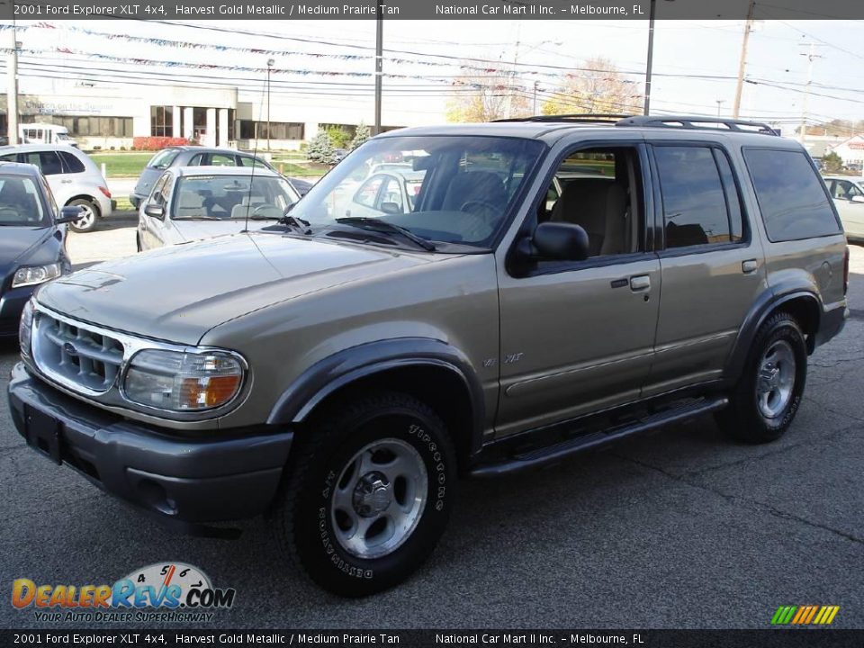 2001 Ford Explorer XLT 4x4 Harvest Gold Metallic / Medium Prairie Tan Photo #1