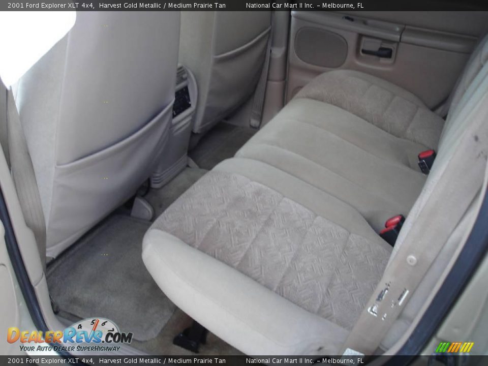 2001 Ford Explorer XLT 4x4 Harvest Gold Metallic / Medium Prairie Tan Photo #8