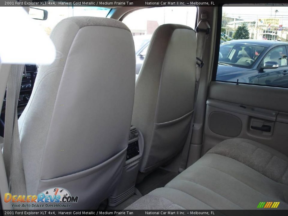 2001 Ford Explorer XLT 4x4 Harvest Gold Metallic / Medium Prairie Tan Photo #9
