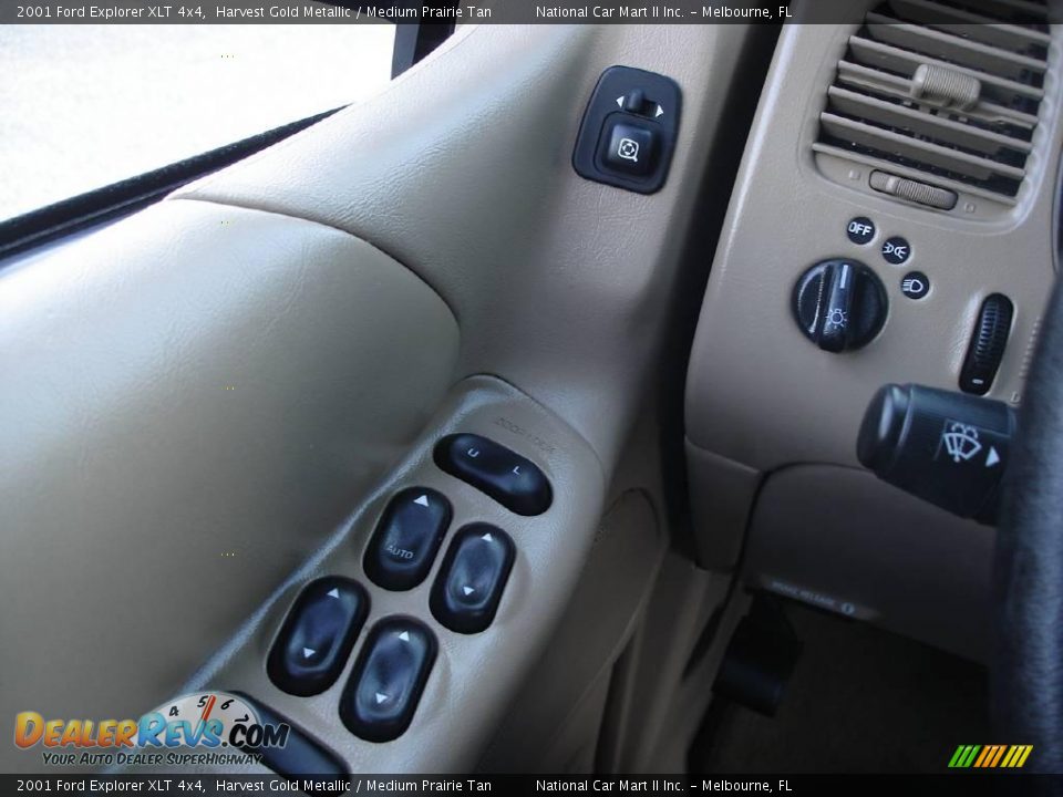 2001 Ford Explorer XLT 4x4 Harvest Gold Metallic / Medium Prairie Tan Photo #23