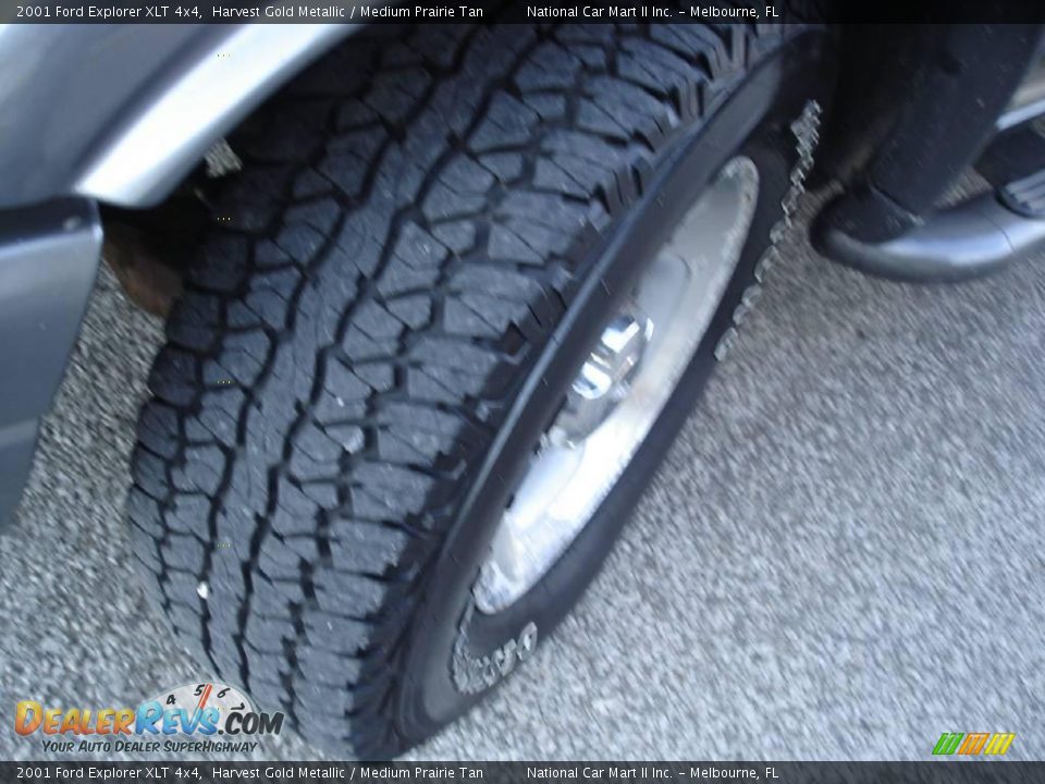 2001 Ford Explorer XLT 4x4 Harvest Gold Metallic / Medium Prairie Tan Photo #25