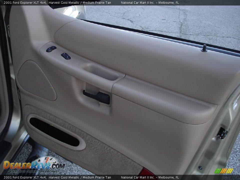2001 Ford Explorer XLT 4x4 Harvest Gold Metallic / Medium Prairie Tan Photo #28