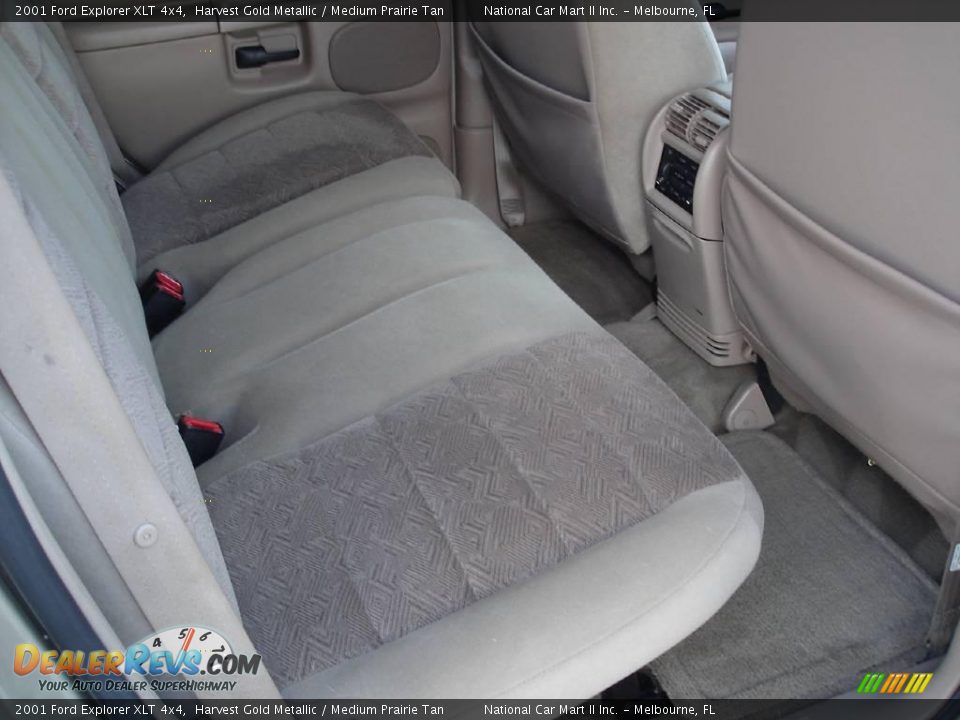 2001 Ford Explorer XLT 4x4 Harvest Gold Metallic / Medium Prairie Tan Photo #29