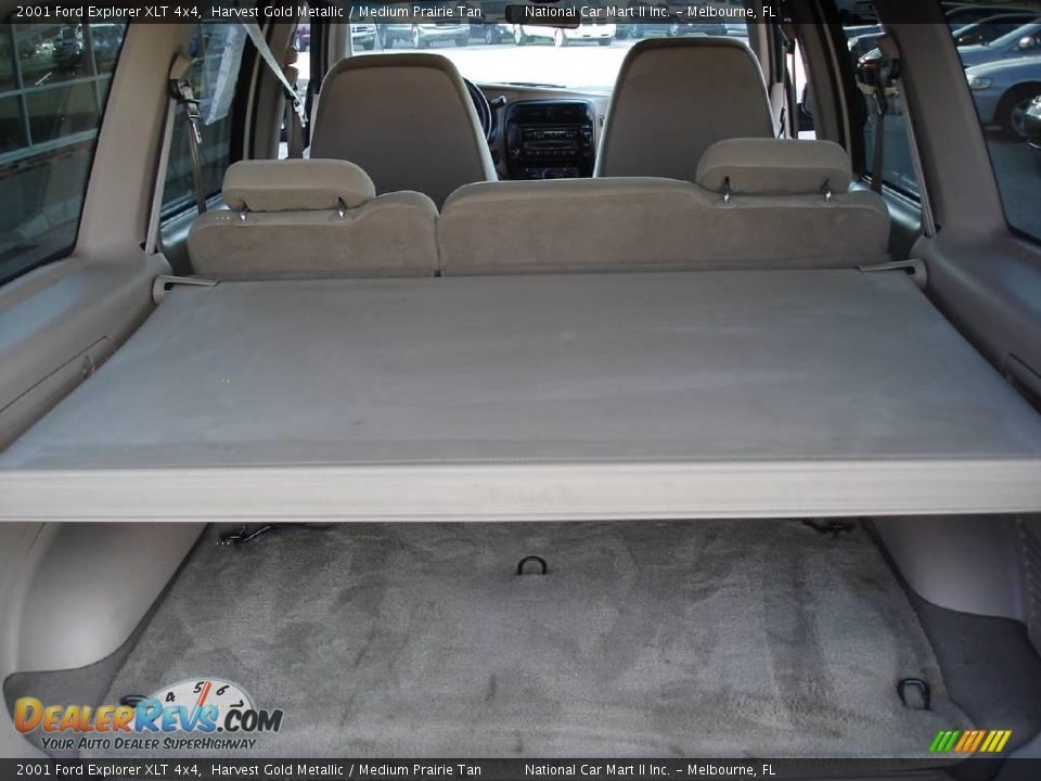2001 Ford Explorer XLT 4x4 Harvest Gold Metallic / Medium Prairie Tan Photo #32