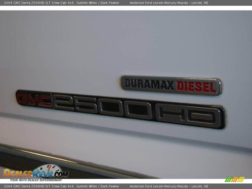 2004 GMC Sierra 2500HD SLT Crew Cab 4x4 Summit White / Dark Pewter Photo #17