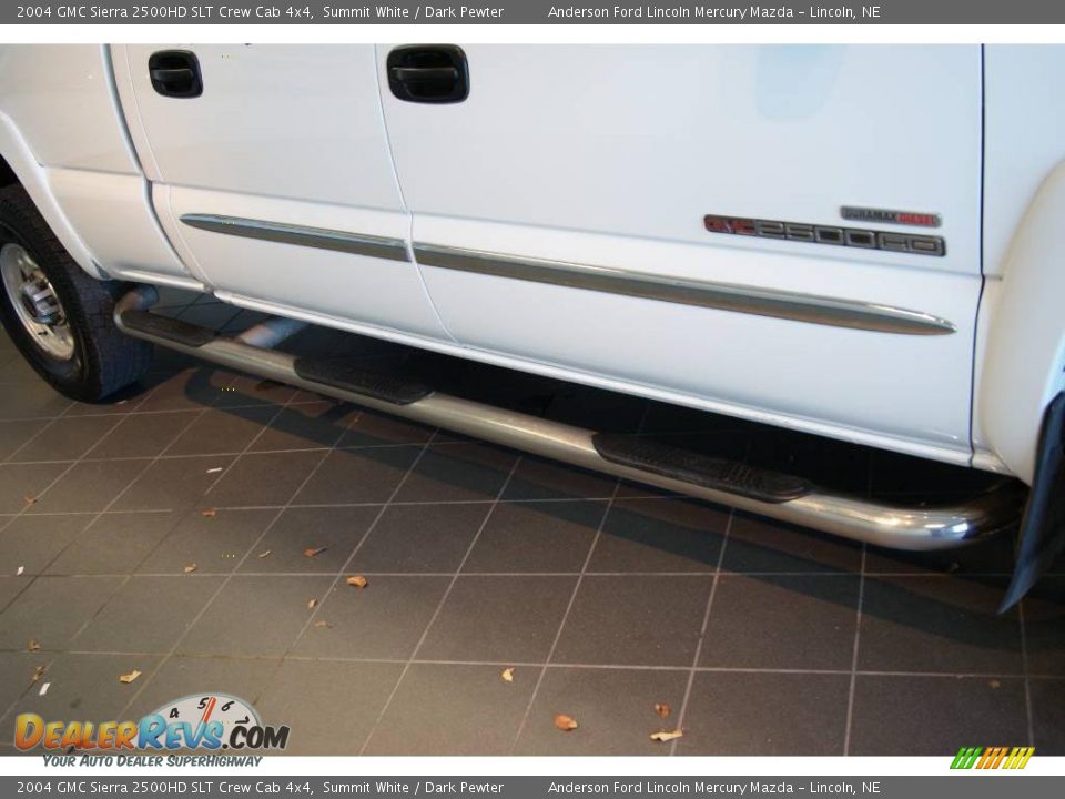 2004 GMC Sierra 2500HD SLT Crew Cab 4x4 Summit White / Dark Pewter Photo #18