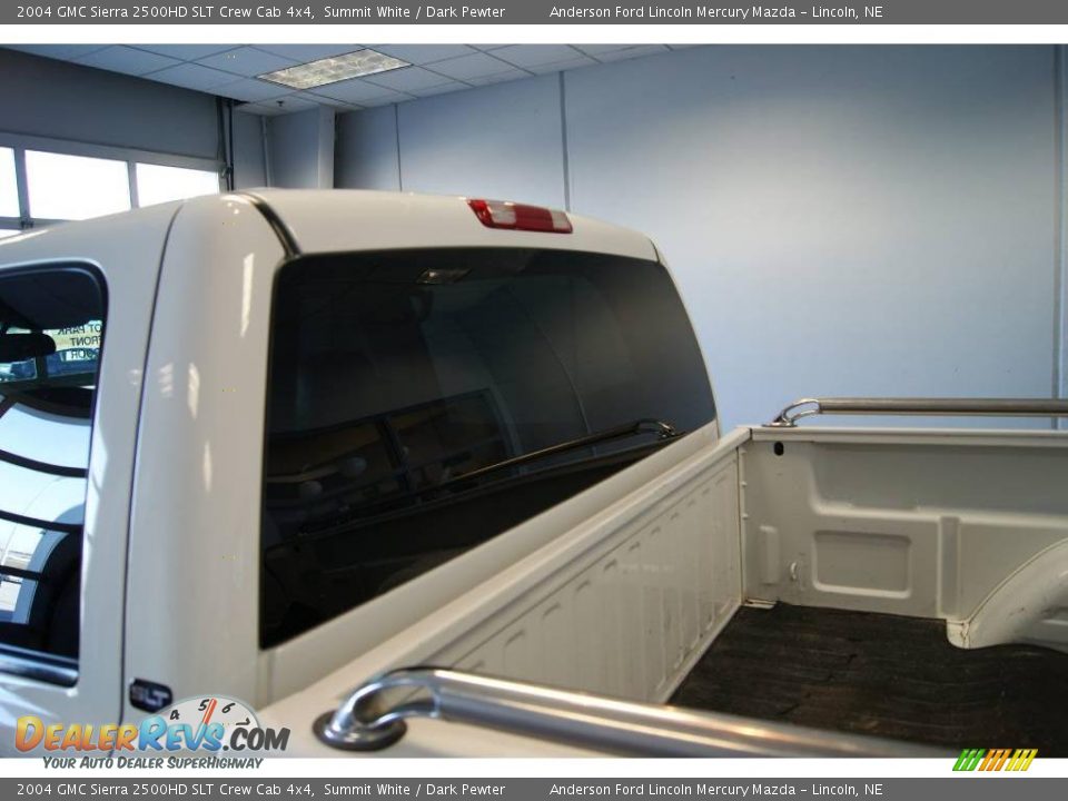2004 GMC Sierra 2500HD SLT Crew Cab 4x4 Summit White / Dark Pewter Photo #24