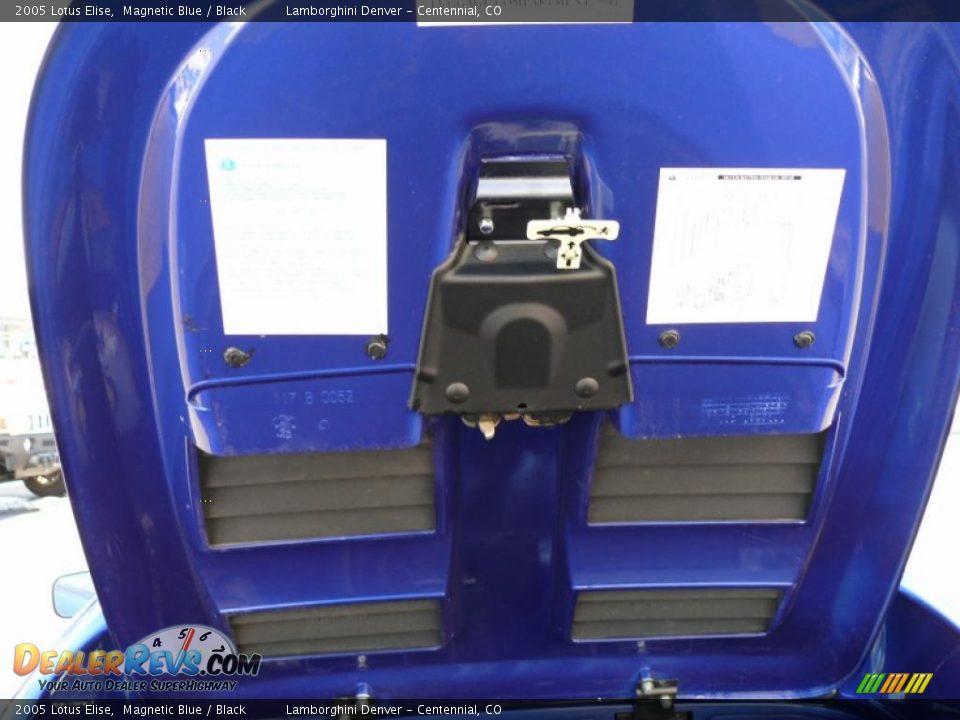 2005 Lotus Elise Magnetic Blue / Black Photo #21