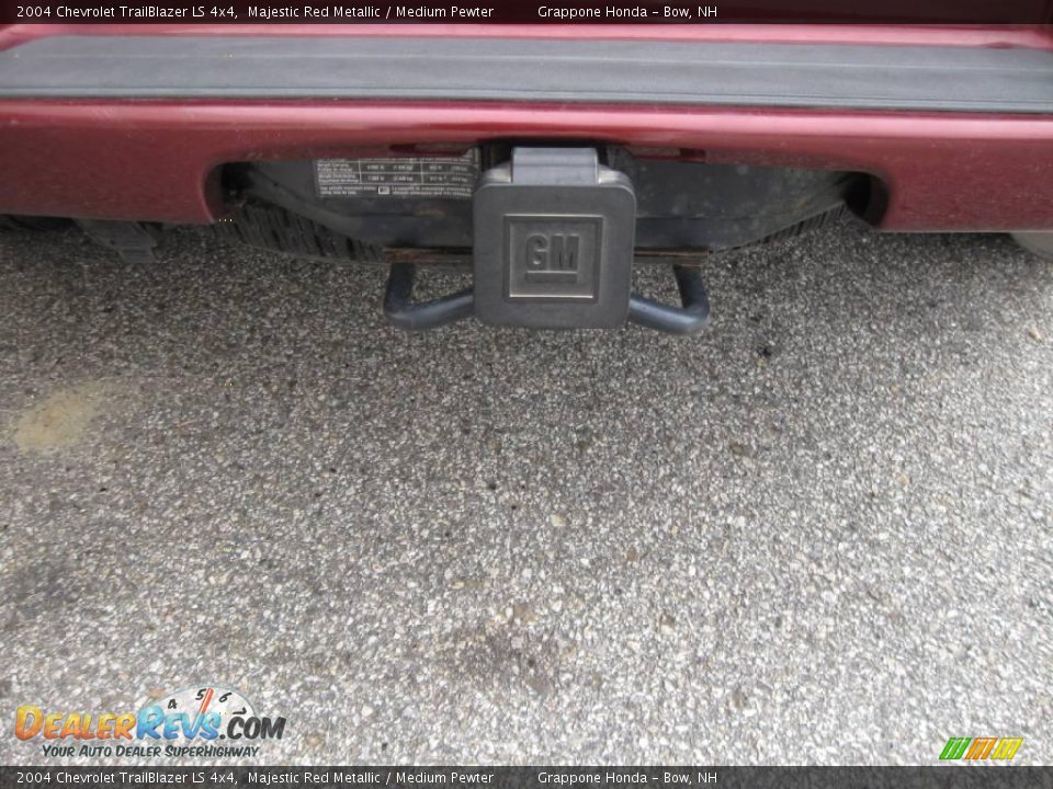 2004 Chevrolet TrailBlazer LS 4x4 Majestic Red Metallic / Medium Pewter Photo #4