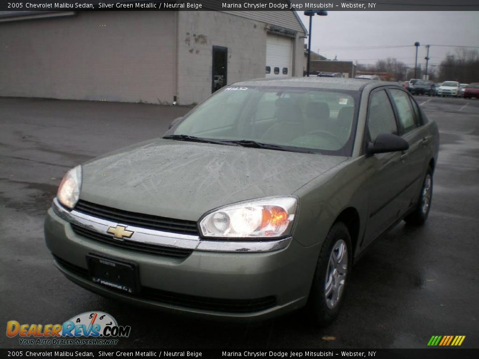2005 Chevrolet Malibu Sedan Silver Green Metallic / Neutral Beige Photo #1
