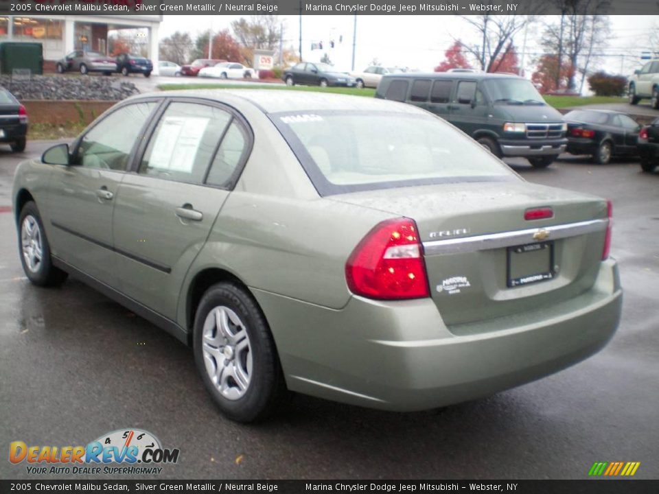 2005 Chevrolet Malibu Sedan Silver Green Metallic / Neutral Beige Photo #3