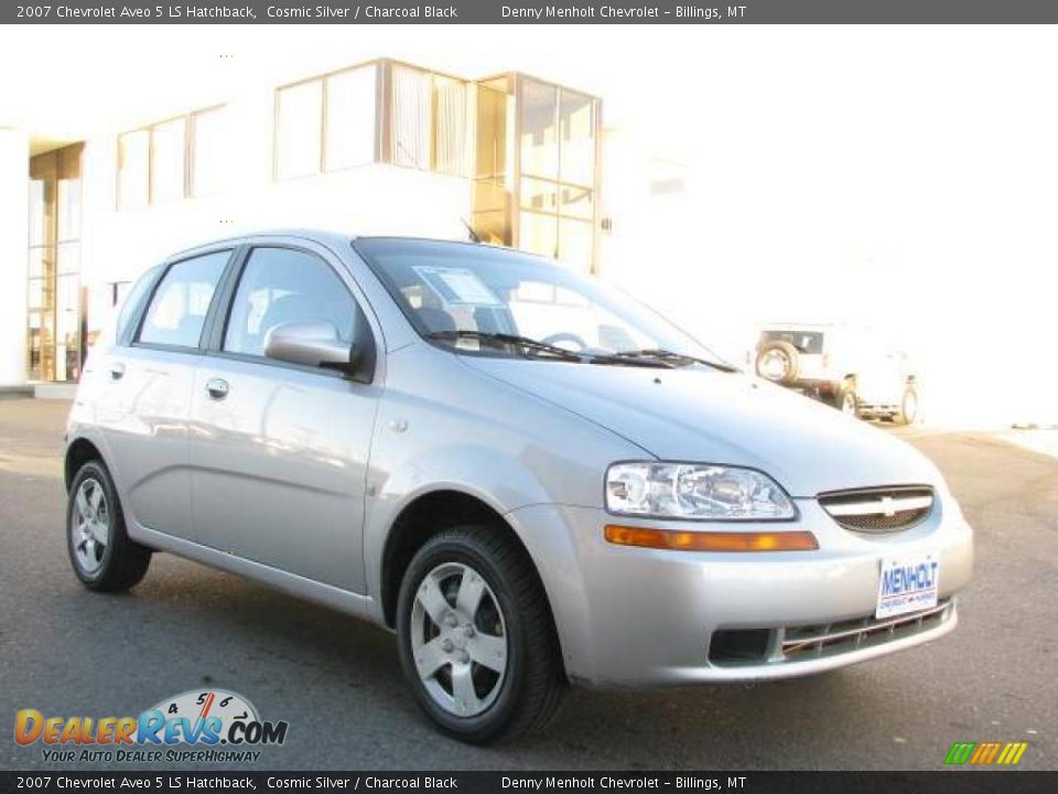 2007 Chevrolet Aveo 5 LS Hatchback Cosmic Silver / Charcoal Black Photo #3