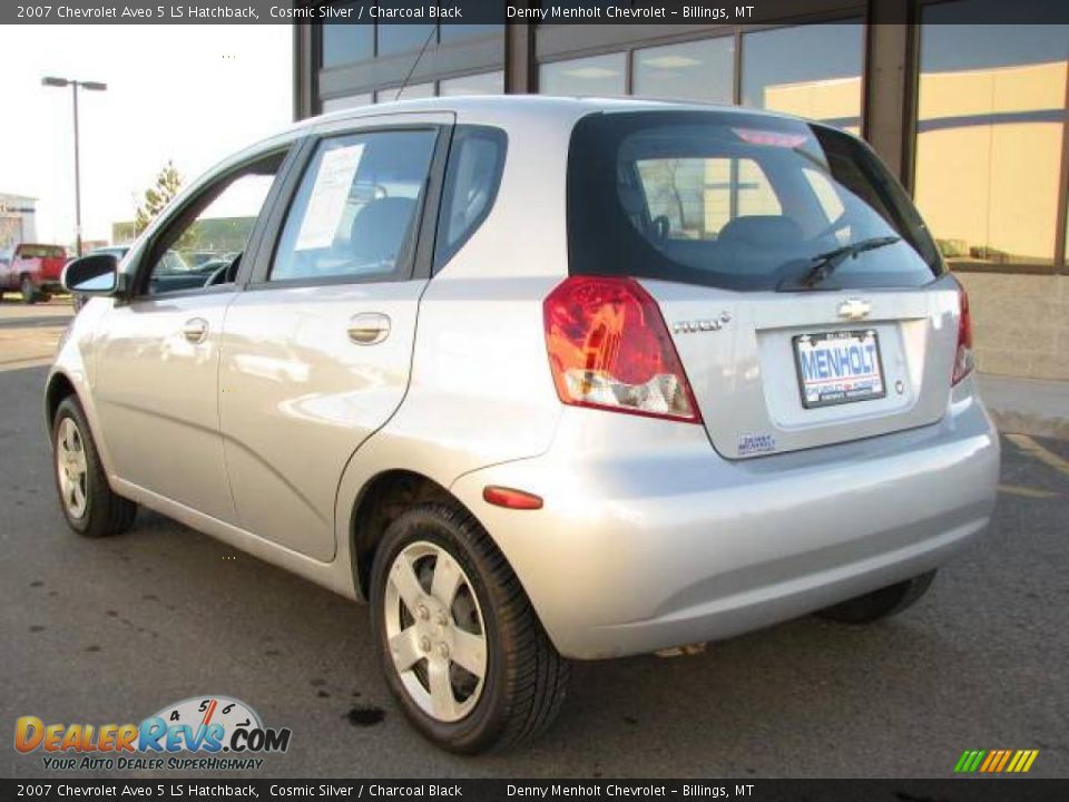 2007 Chevrolet Aveo 5 LS Hatchback Cosmic Silver / Charcoal Black Photo #6