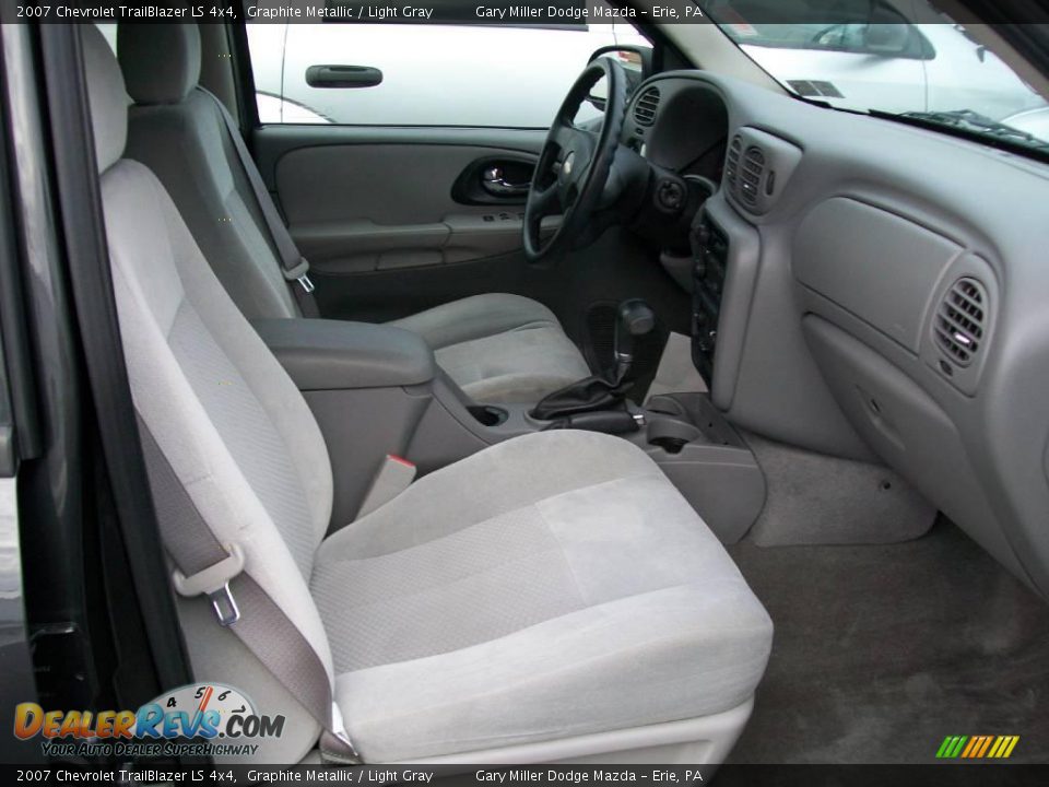 2007 Chevrolet TrailBlazer LS 4x4 Graphite Metallic / Light Gray Photo #12