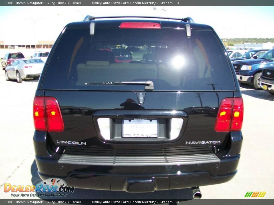 2006 Lincoln Navigator Luxury Black / Camel Photo #7