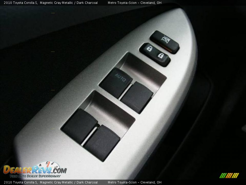 2010 Toyota Corolla S Magnetic Gray Metallic / Dark Charcoal Photo #21
