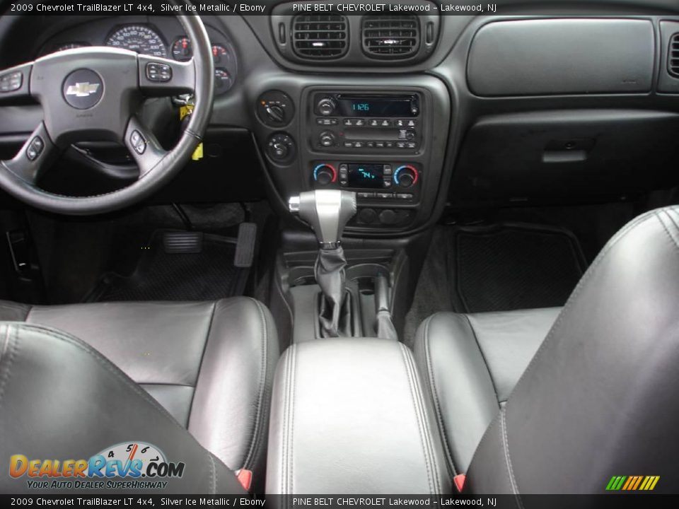 2009 Chevrolet TrailBlazer LT 4x4 Silver Ice Metallic / Ebony Photo #11