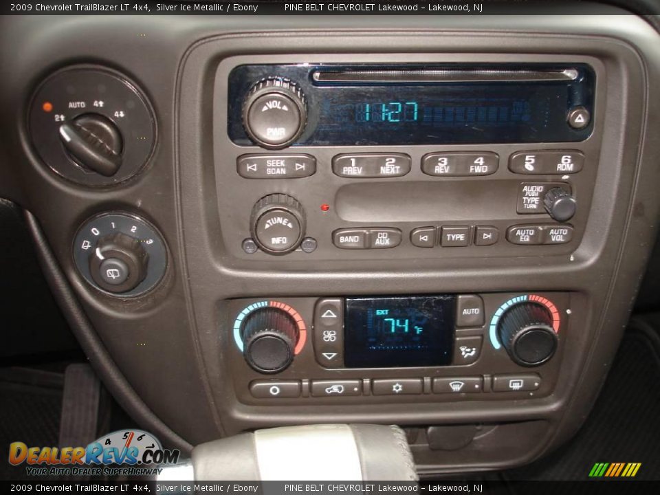 2009 Chevrolet TrailBlazer LT 4x4 Silver Ice Metallic / Ebony Photo #13