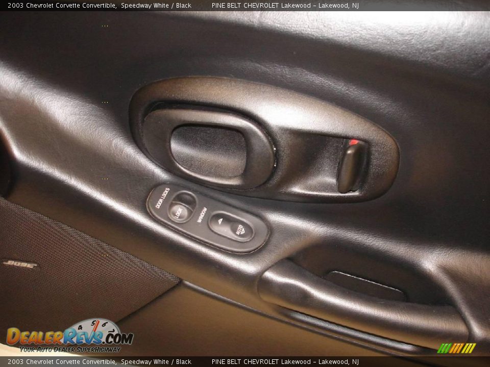 2003 Chevrolet Corvette Convertible Speedway White / Black Photo #14