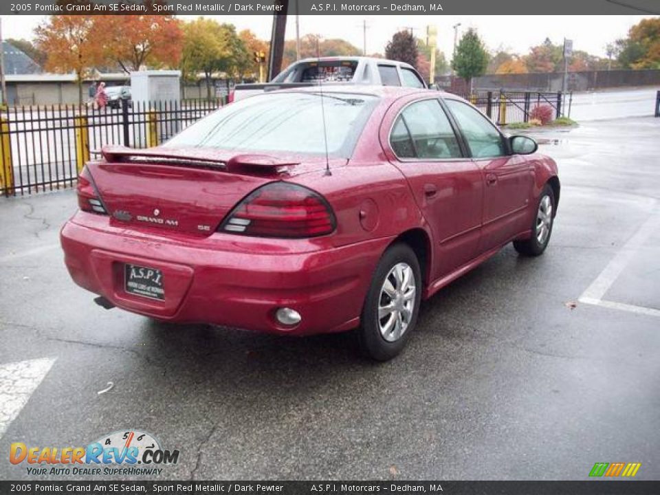2005 Pontiac Grand Am SE Sedan Sport Red Metallic / Dark Pewter Photo #5