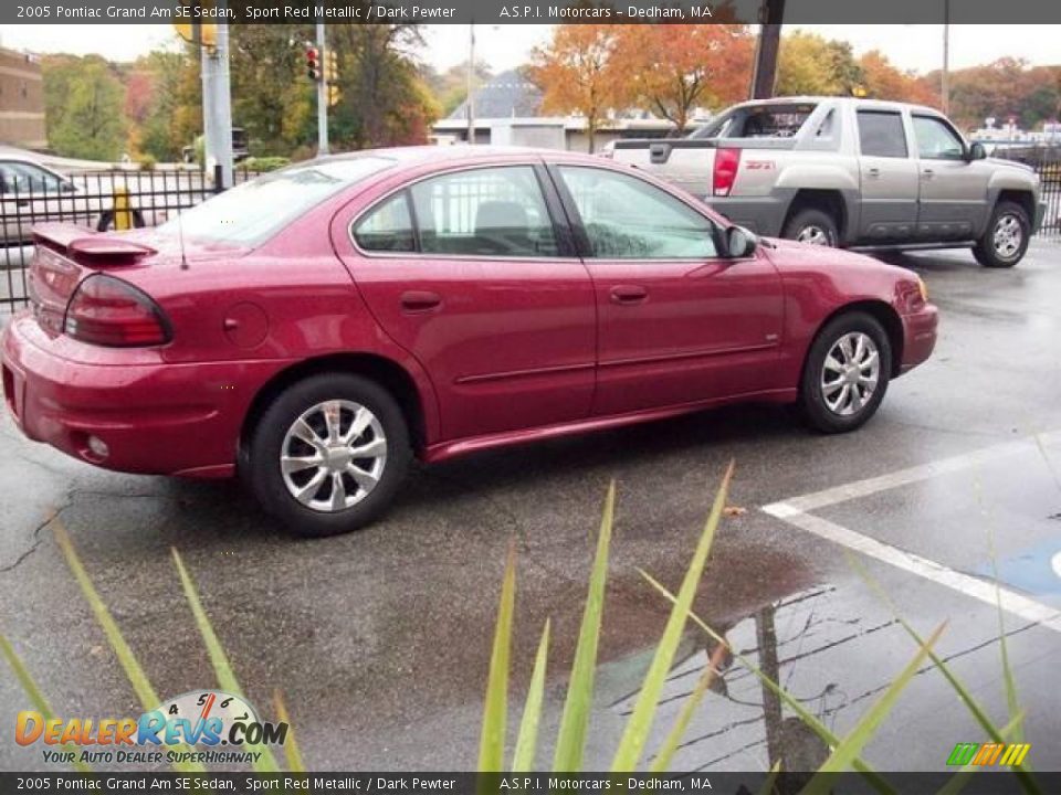 2005 Pontiac Grand Am SE Sedan Sport Red Metallic / Dark Pewter Photo #6
