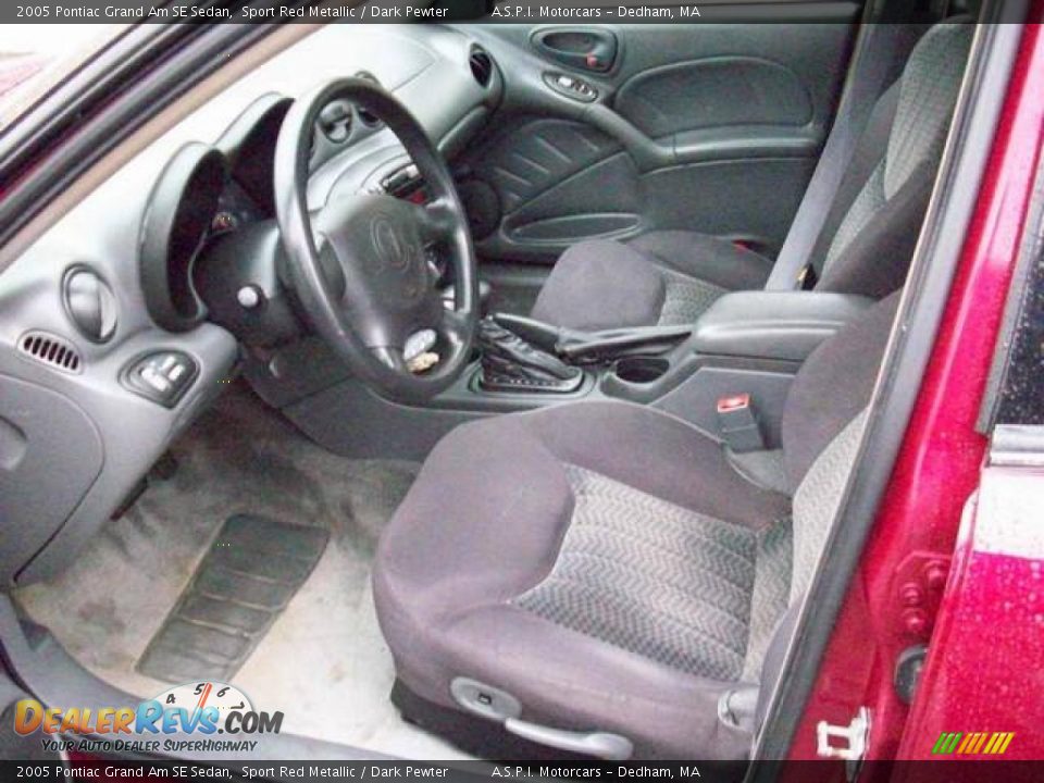 2005 Pontiac Grand Am SE Sedan Sport Red Metallic / Dark Pewter Photo #10