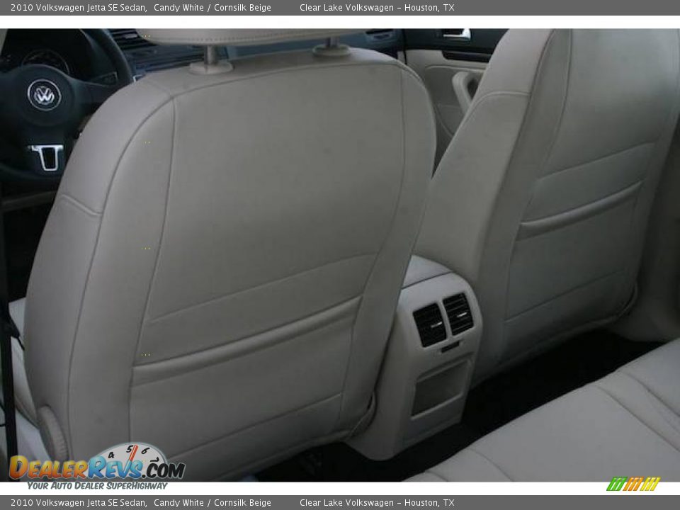 2010 Volkswagen Jetta SE Sedan Candy White / Cornsilk Beige Photo #14