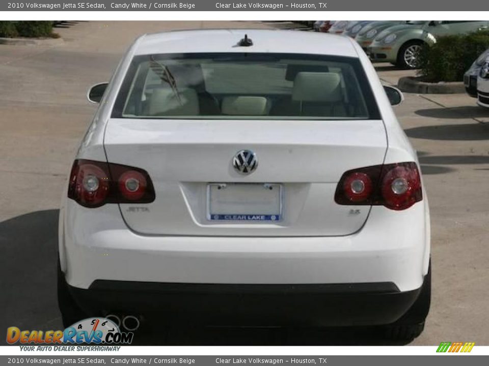 2010 Volkswagen Jetta SE Sedan Candy White / Cornsilk Beige Photo #15