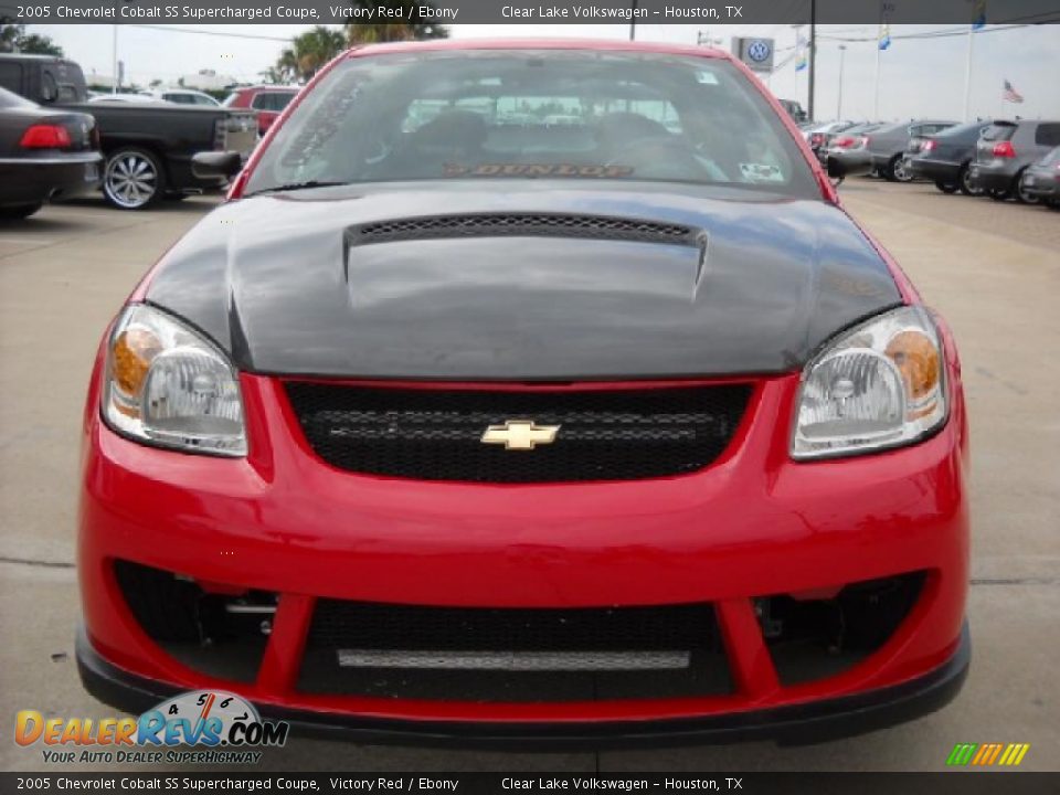 2005 Chevrolet Cobalt SS Supercharged Coupe Victory Red / Ebony Photo #2