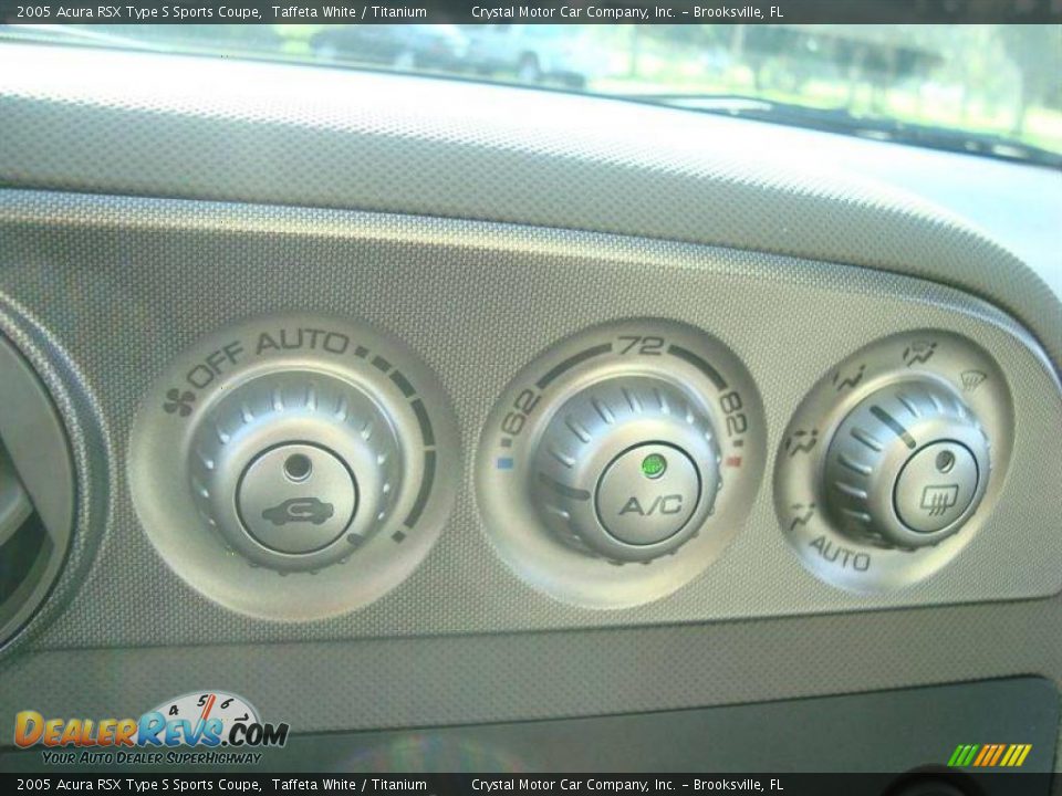 2005 Acura RSX Type S Sports Coupe Taffeta White / Titanium Photo #19