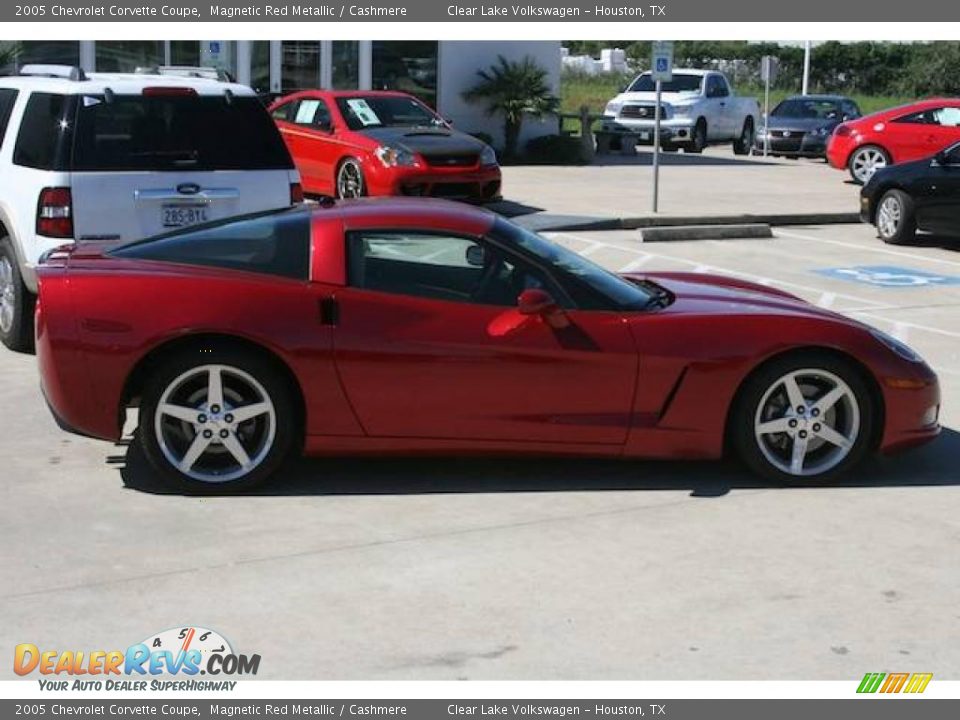 2005 Chevrolet Corvette Coupe Magnetic Red Metallic / Cashmere Photo #10