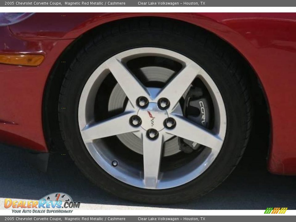 2005 Chevrolet Corvette Coupe Magnetic Red Metallic / Cashmere Photo #16