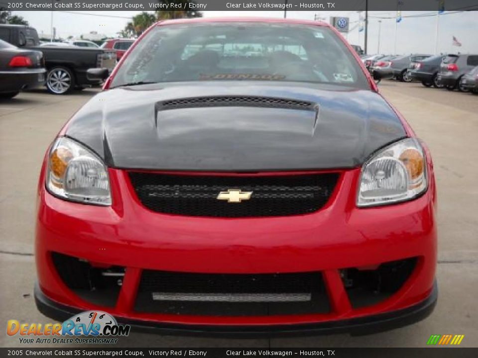 2005 Chevrolet Cobalt SS Supercharged Coupe Victory Red / Ebony Photo #26