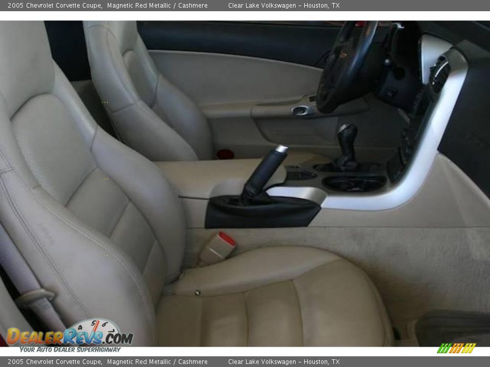 2005 Chevrolet Corvette Coupe Magnetic Red Metallic / Cashmere Photo #29