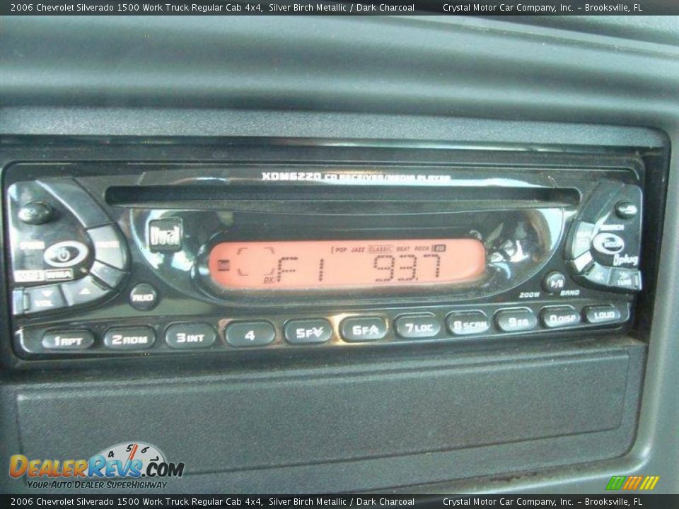 2006 Chevrolet Silverado 1500 Work Truck Regular Cab 4x4 Silver Birch Metallic / Dark Charcoal Photo #17