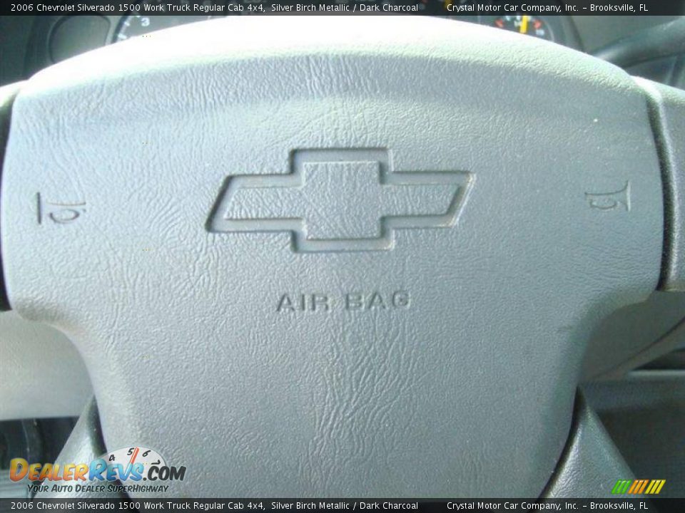 2006 Chevrolet Silverado 1500 Work Truck Regular Cab 4x4 Silver Birch Metallic / Dark Charcoal Photo #19