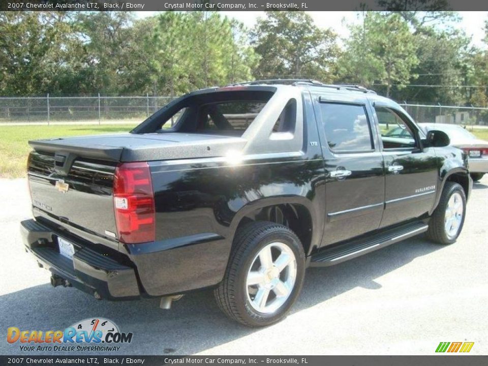 2007 Chevrolet Avalanche LTZ Black / Ebony Photo #8