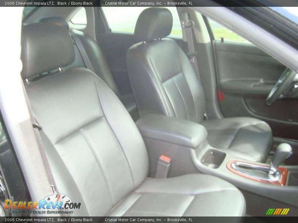 2006 Chevrolet Impala LTZ Black / Ebony Black Photo #11