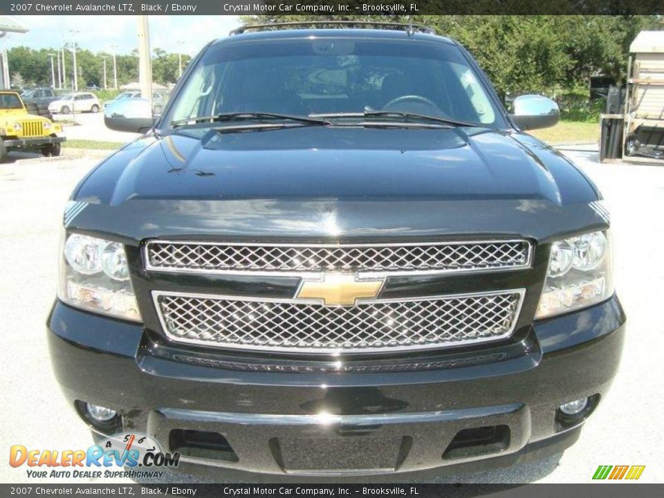 2007 Chevrolet Avalanche LTZ Black / Ebony Photo #12