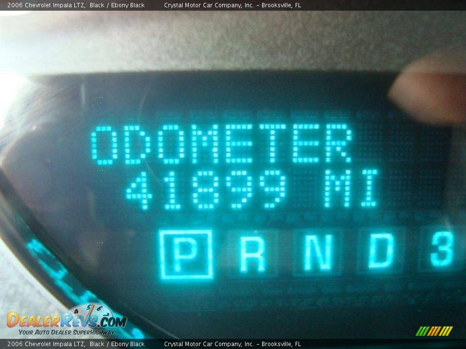 2006 Chevrolet Impala LTZ Black / Ebony Black Photo #17