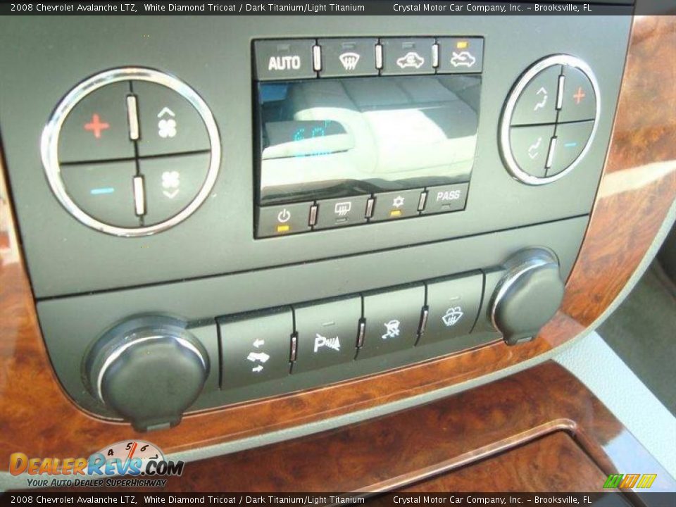 2008 Chevrolet Avalanche LTZ White Diamond Tricoat / Dark Titanium/Light Titanium Photo #19