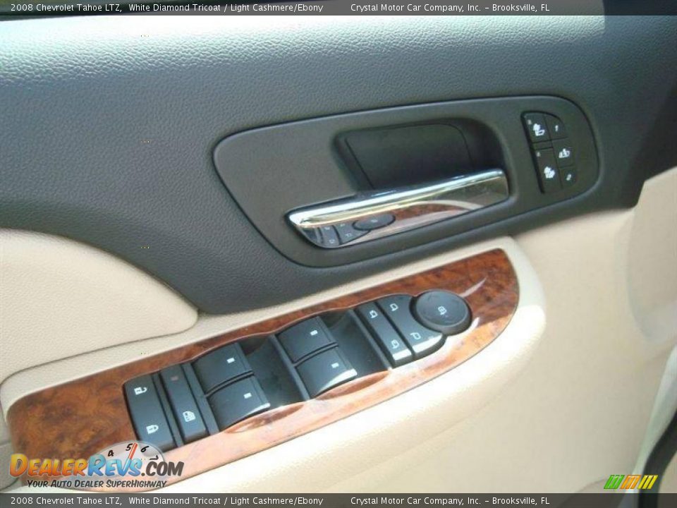 2008 Chevrolet Tahoe LTZ White Diamond Tricoat / Light Cashmere/Ebony Photo #17