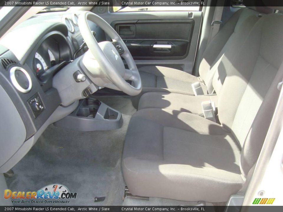 2007 Mitsubishi Raider LS Extended Cab Arctic White / Slate Photo #4